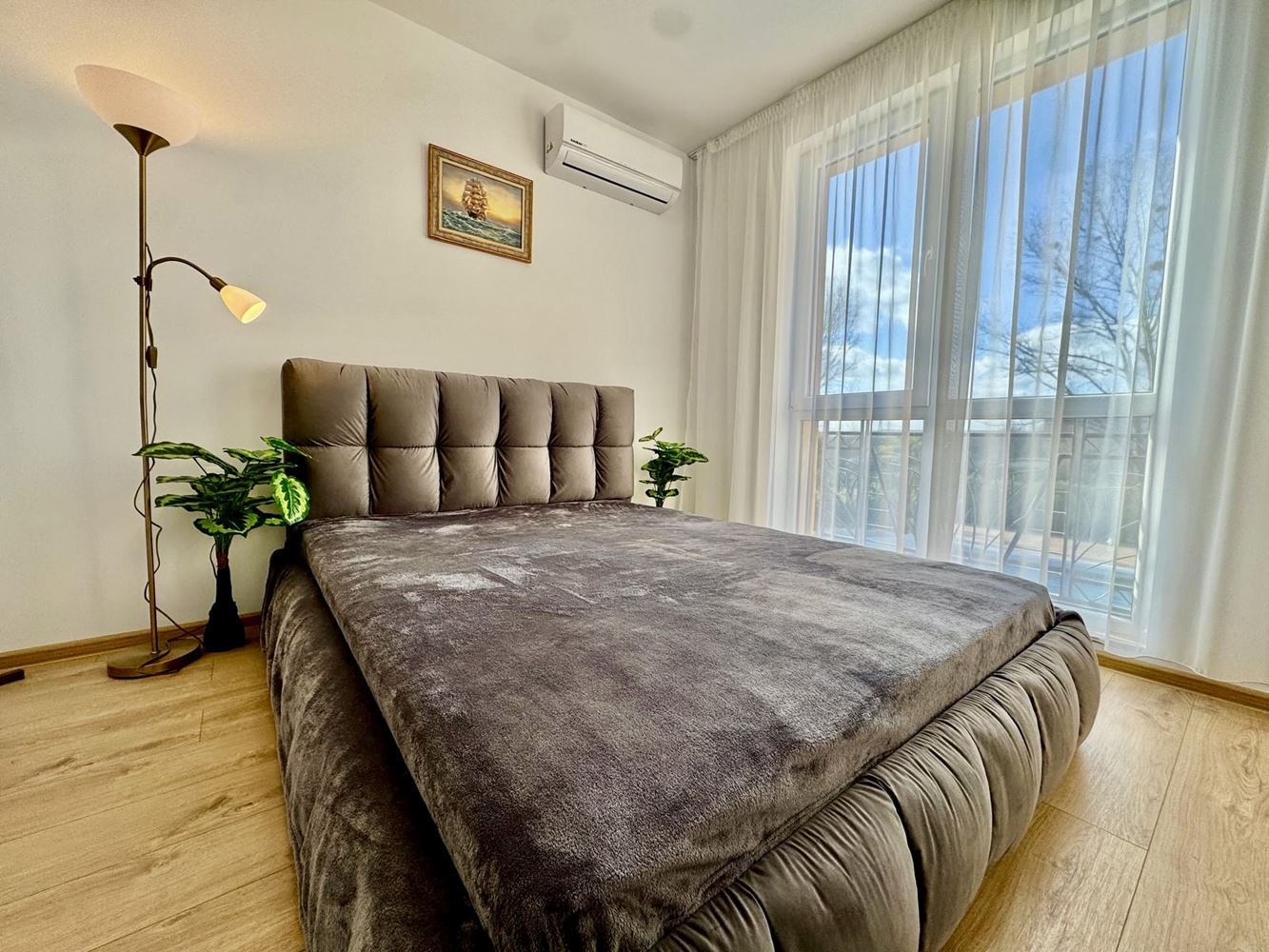 Two-Room Oasis in a New Luxury Complex in Sunny Beach – Pool View