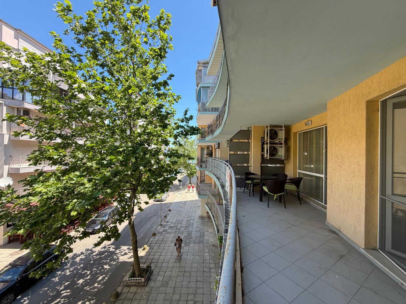 Spacious one-bedroom apartment in Pomorie – with a large terrace and excellent investment potential