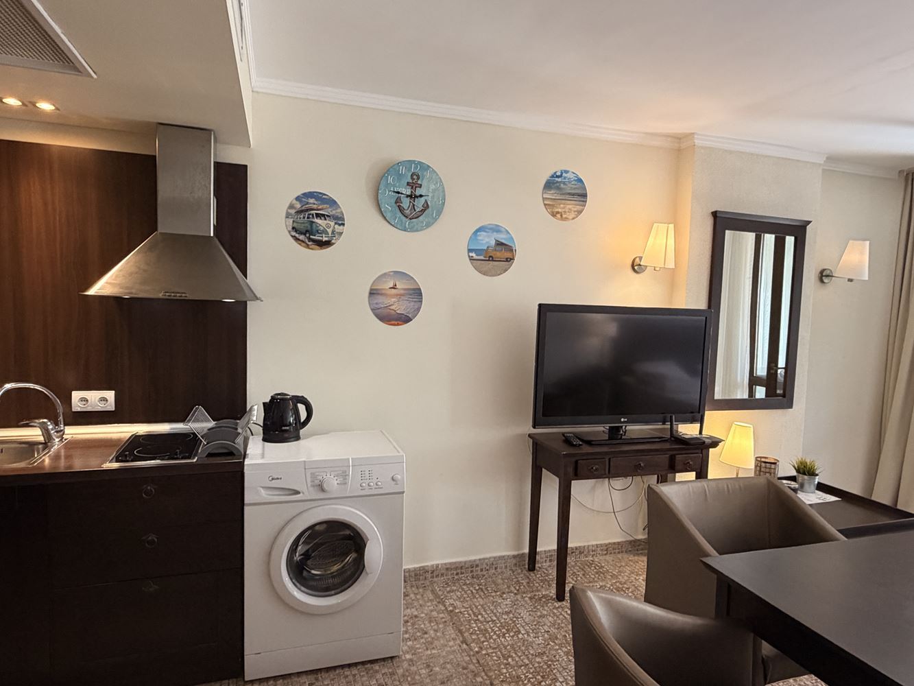 Exclusive studio with garden and direct pool access – 100 m from the sea in Sunny Beach
