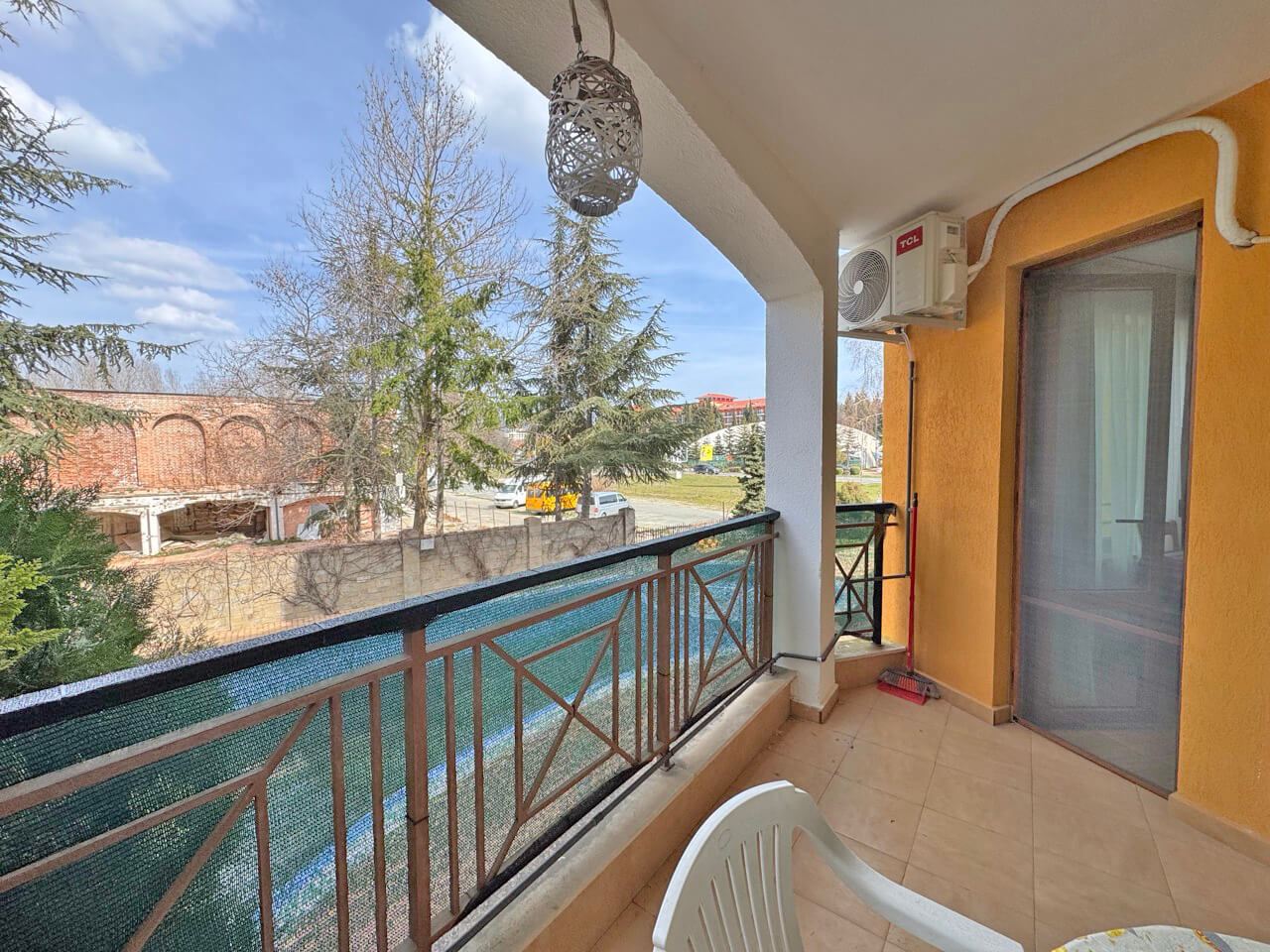 Stylish one-bedroom apartment with pool view in Sunny Beach Resort