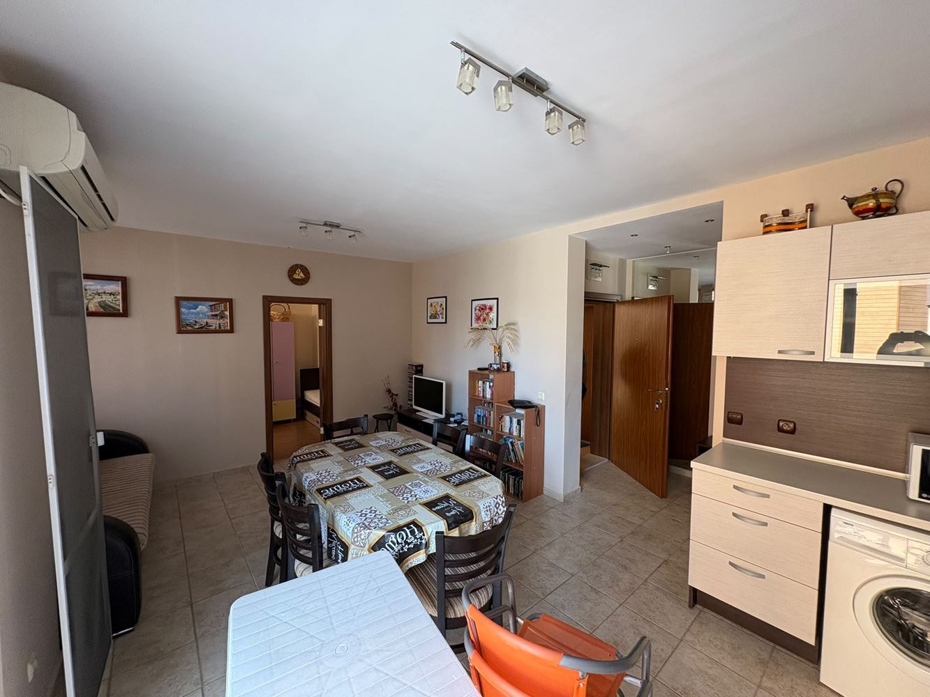 Spacious Apartment with Two Bedrooms in Pomorie – Only 400 Metres from the Sea