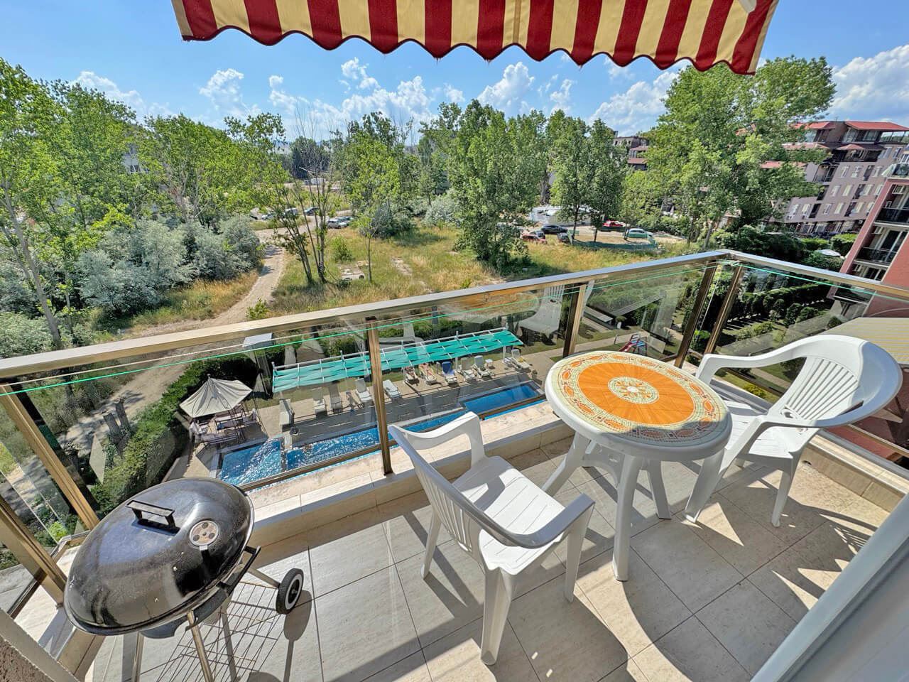 Apartment with Two Bedrooms and Pool View in a Modern Complex in Sunny Beach