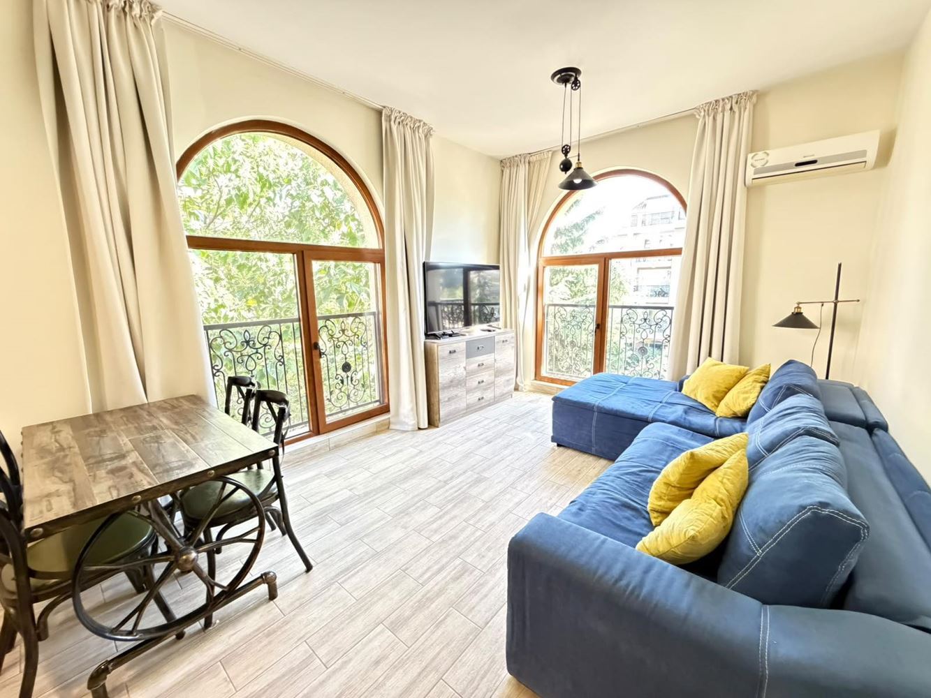 Luxury One-Bedroom Apartment with Greenery Views in a Prestigious Complex in Sunny Beach