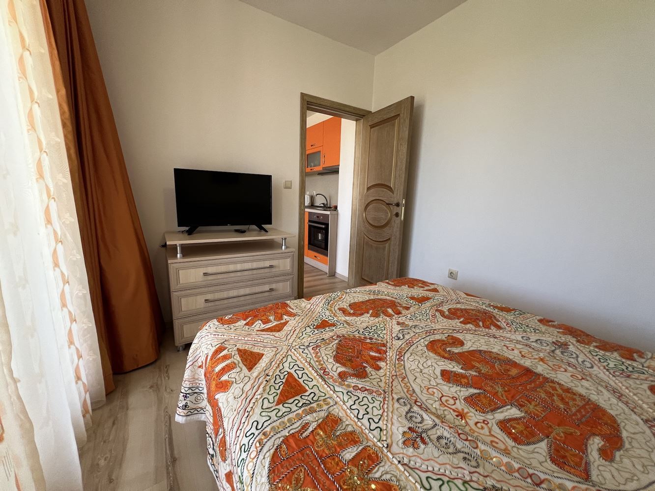 Sunny one-bedroom apartment in Sunny Beach – fully furnished, with an excellent location close to the beach