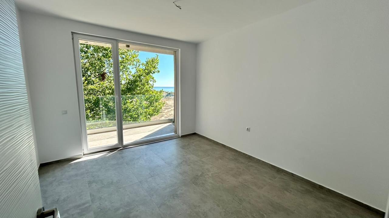 First Line in Sunny Beach – Spacious One-Bedroom Apartment with Sea, Mountain and City Views