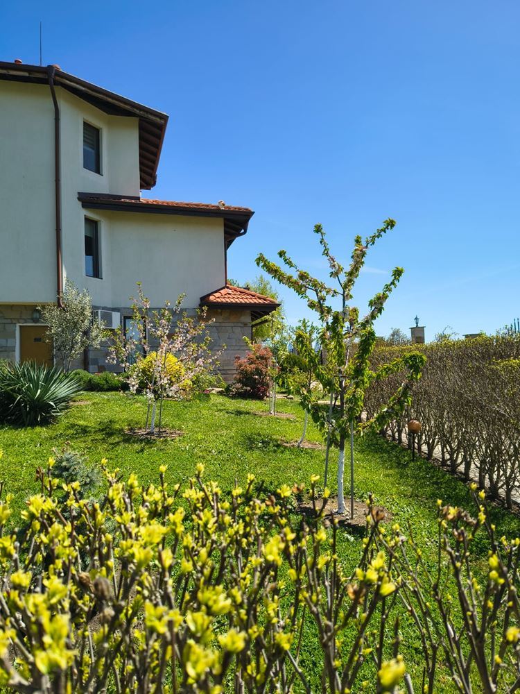 Renovated one-bedroom apartment with panoramic view in a modern complex near Sunny Beach