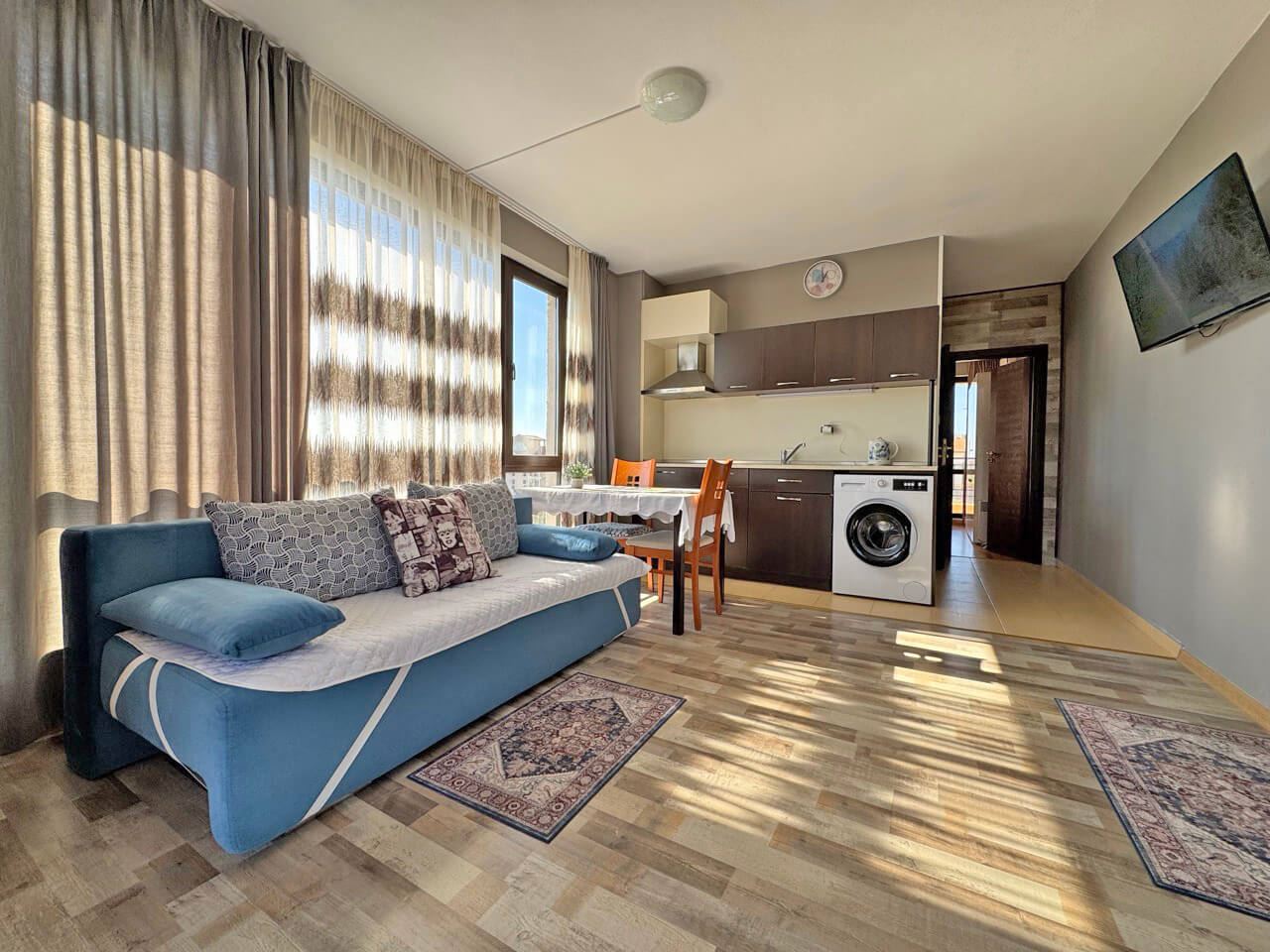 One-Bedroom Apartment with Sea View in Sveti Vlas – Luxury, Swimming Pools and SPA Facilities All Year Round