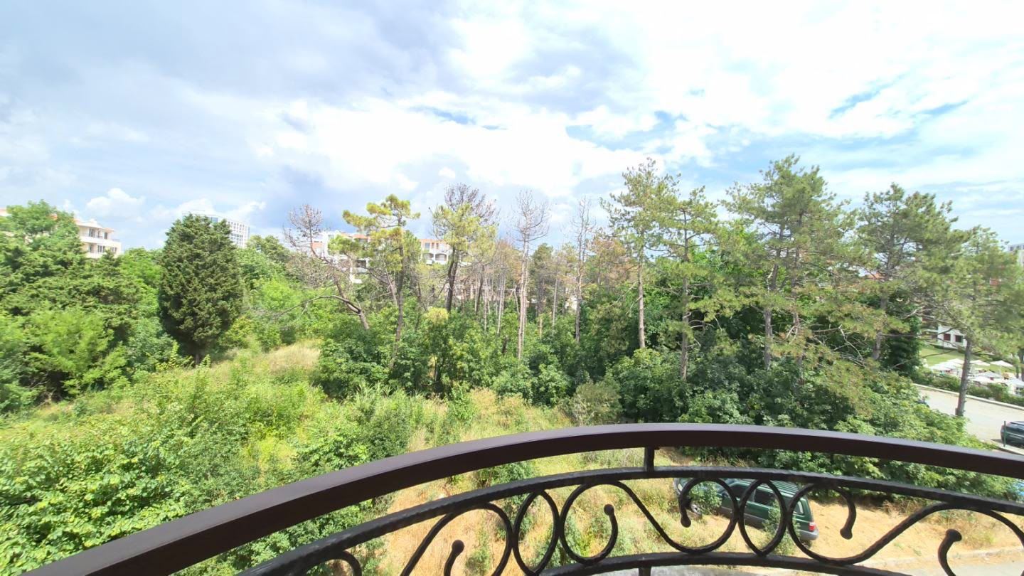 Furnished studio just steps from the South Beach in Pomorie – low maintenance fee, ready to move into