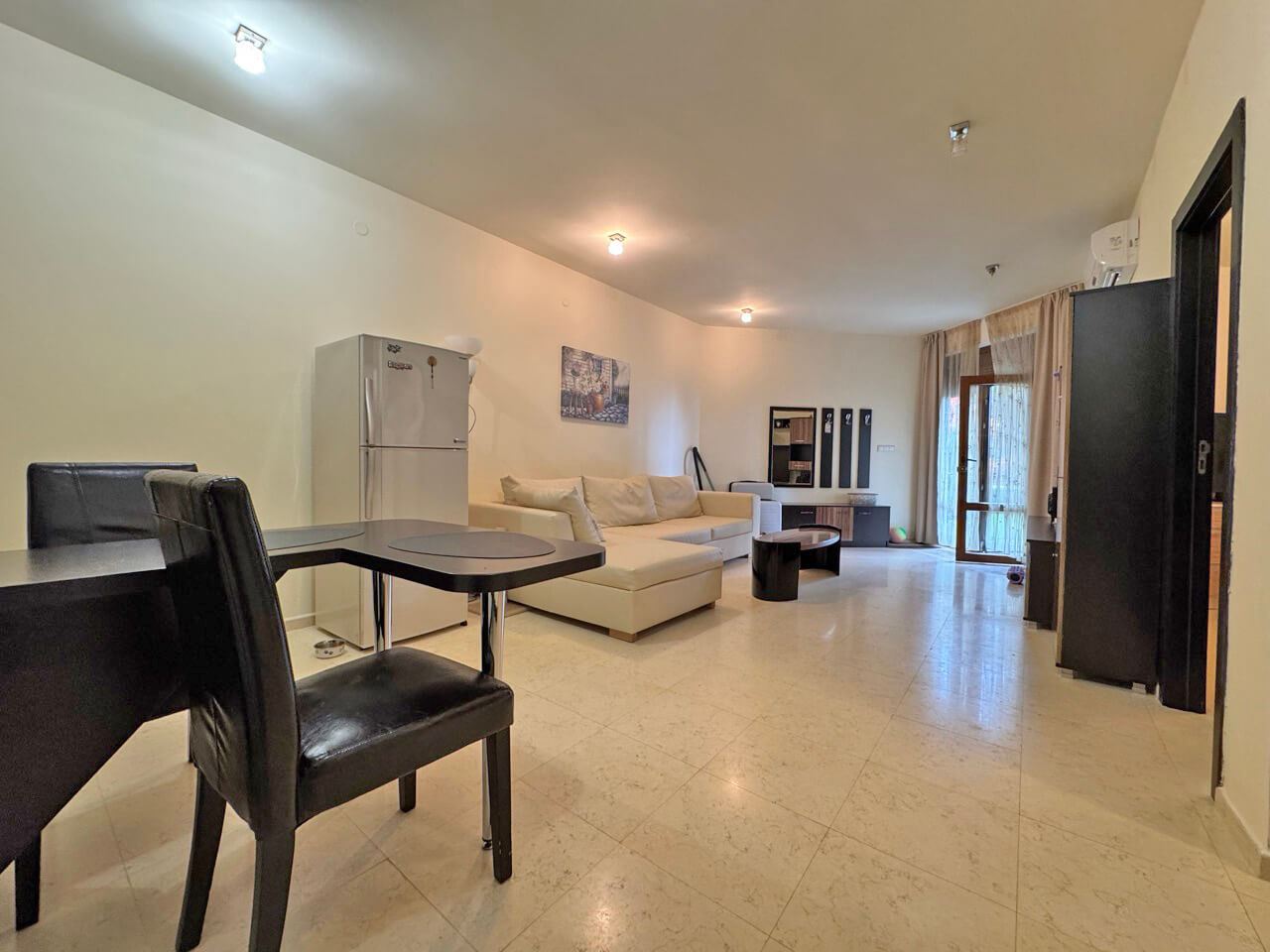 Elegant One-Bedroom Apartment on the First Sea Line in Sveti Vlas with Direct Access to Garden and Pool
