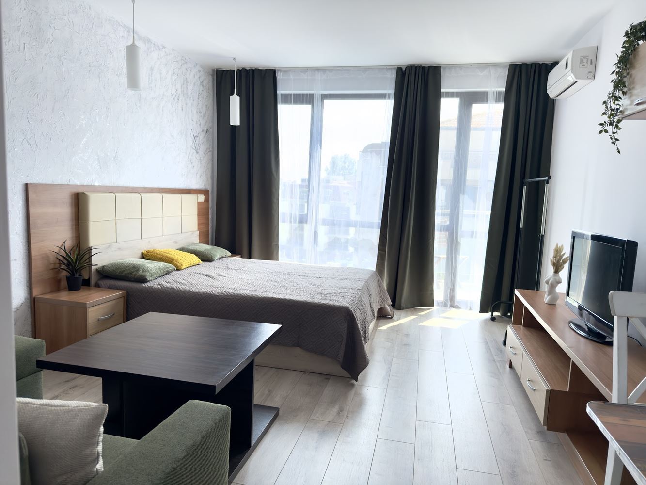 Spacious Studio in Sunny Beach – Excellent Location Only 400 Meters from the Beach