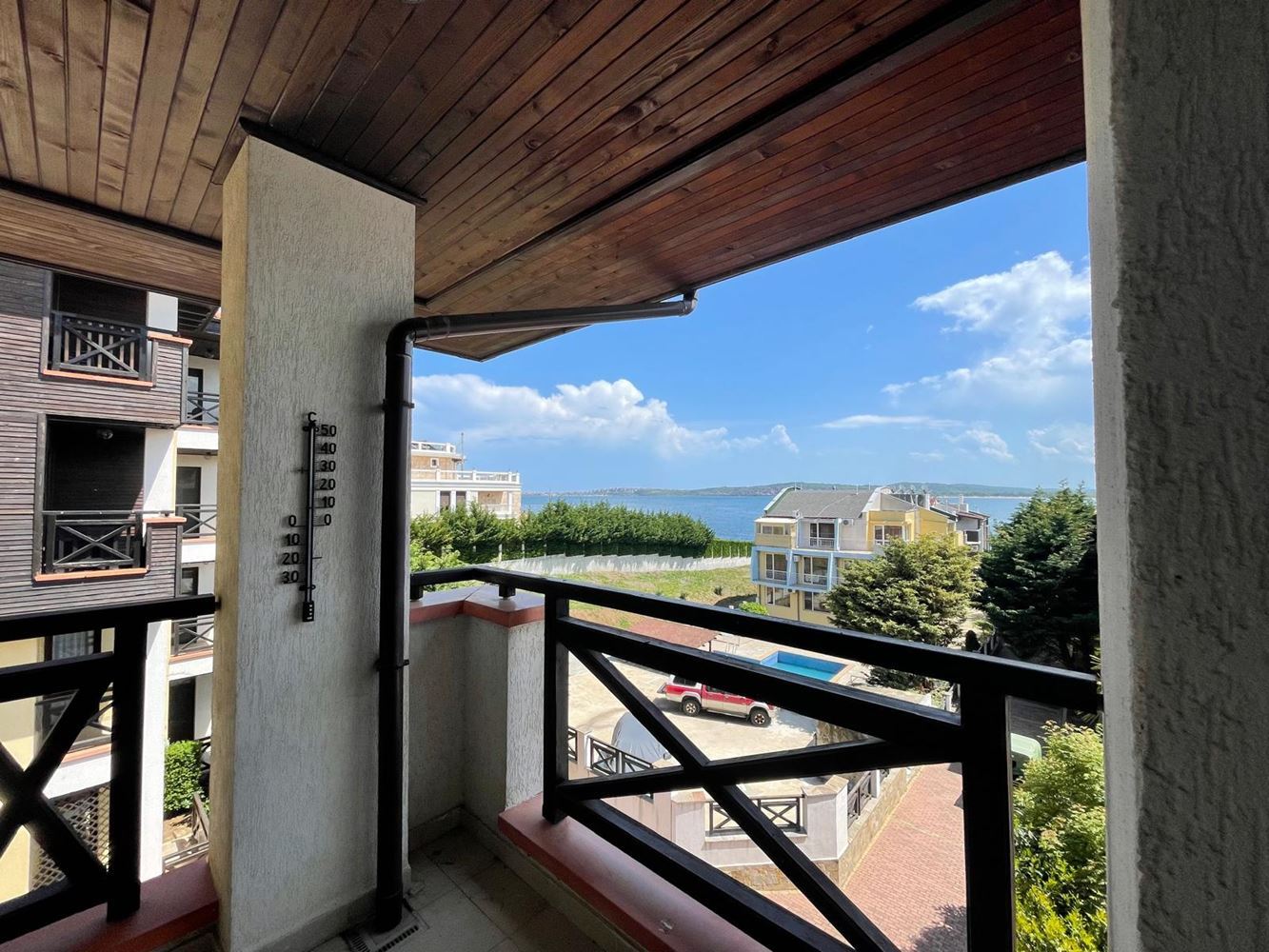 Dream home by the sea – two-bedroom apartment with an excellent location and amenities