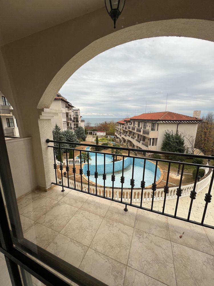 Unique Two-Bedroom Apartment with Panoramic Sea and Pool Views on the First Line in Obzor