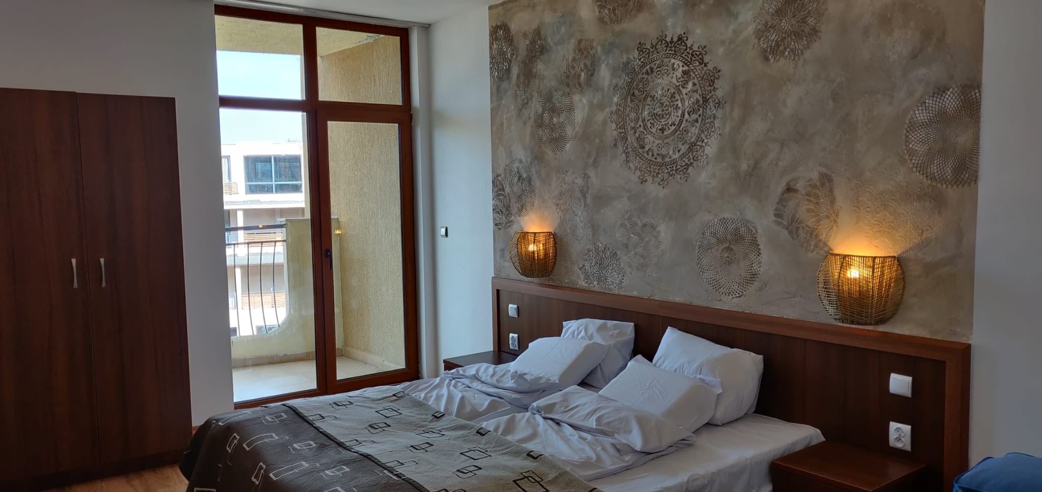 Spacious one-bedroom apartment with partial sea view – Sunny Beach, 100 m from the beach
