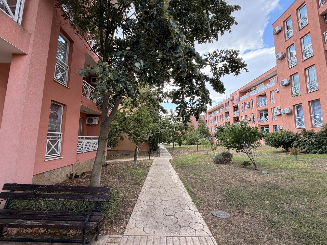 Small apartment, great opportunity – ready one-bedroom apartment near Sunny Beach