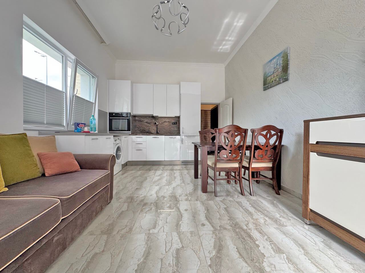 Spacious one-bedroom apartment with a large terrace and pool view in Sunny Beach