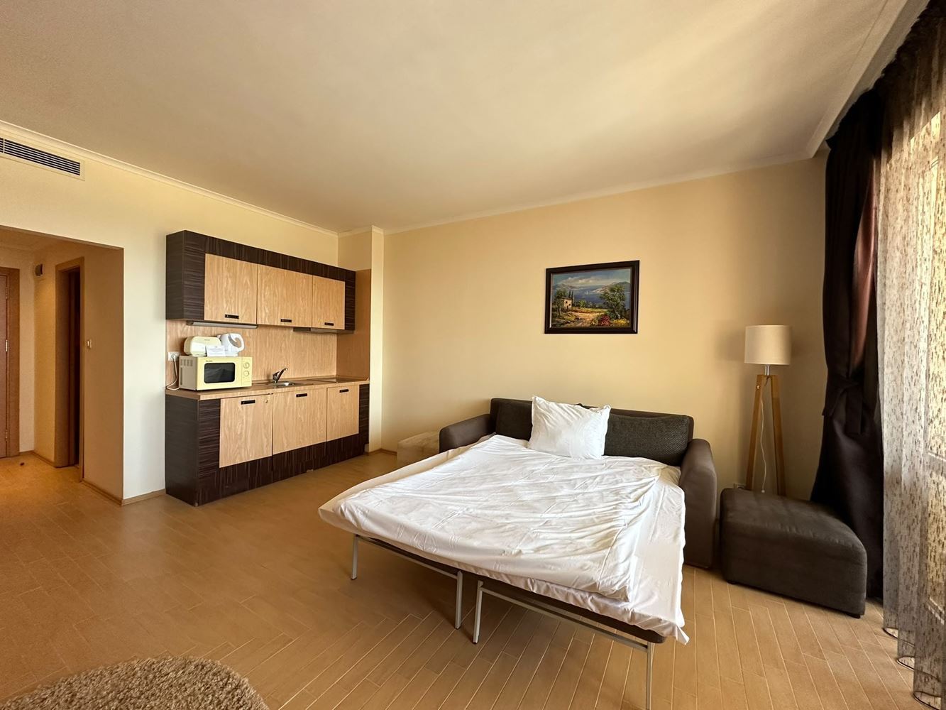 Apartment with an Impressive Sea Panorama on the First Line in Sunny Beach