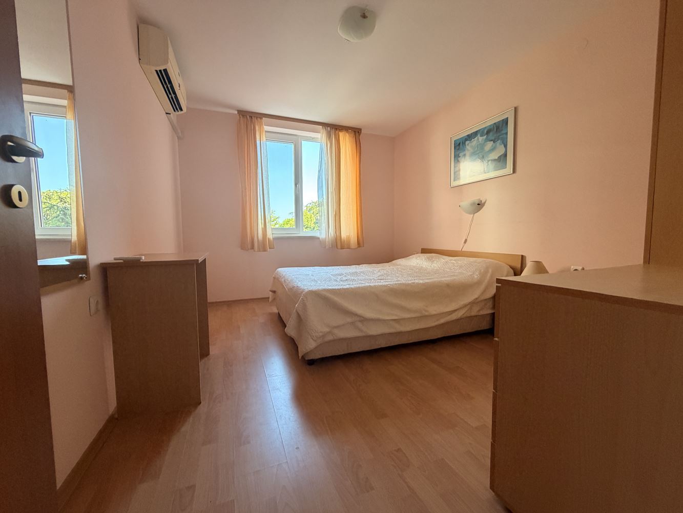 Absolute First Line in Sveti Vlas! Spacious One-Bedroom Apartment with Beautiful Sea View