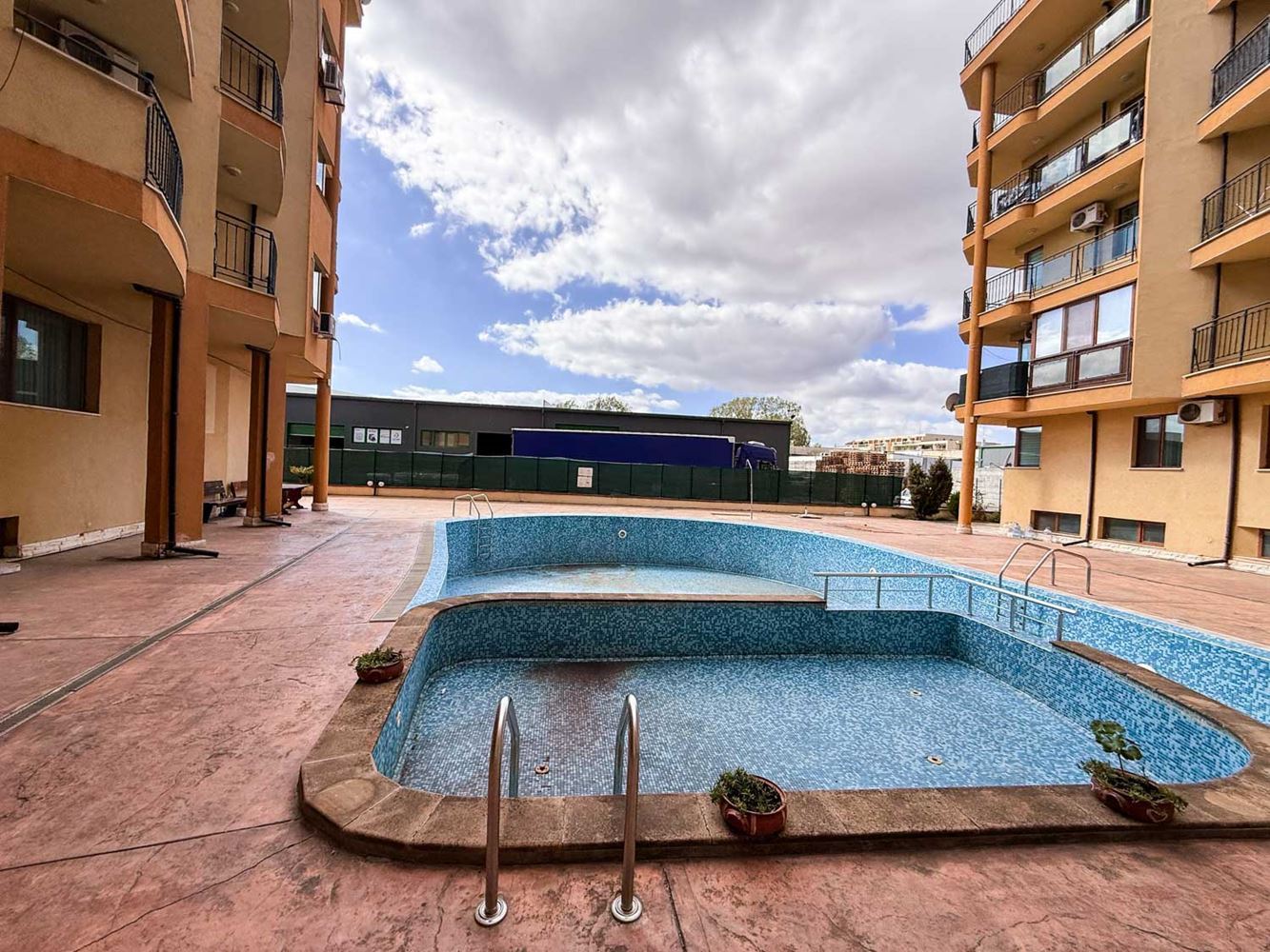 Sunny Beach: Cozy One-Bedroom Apartment with Low Maintenance Fee