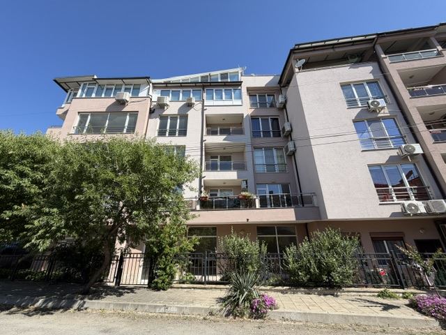 Spacious apartment with one bedroom and sea view in the heart of Sarafovo with the possibility of conversion into an apartment with two bedrooms