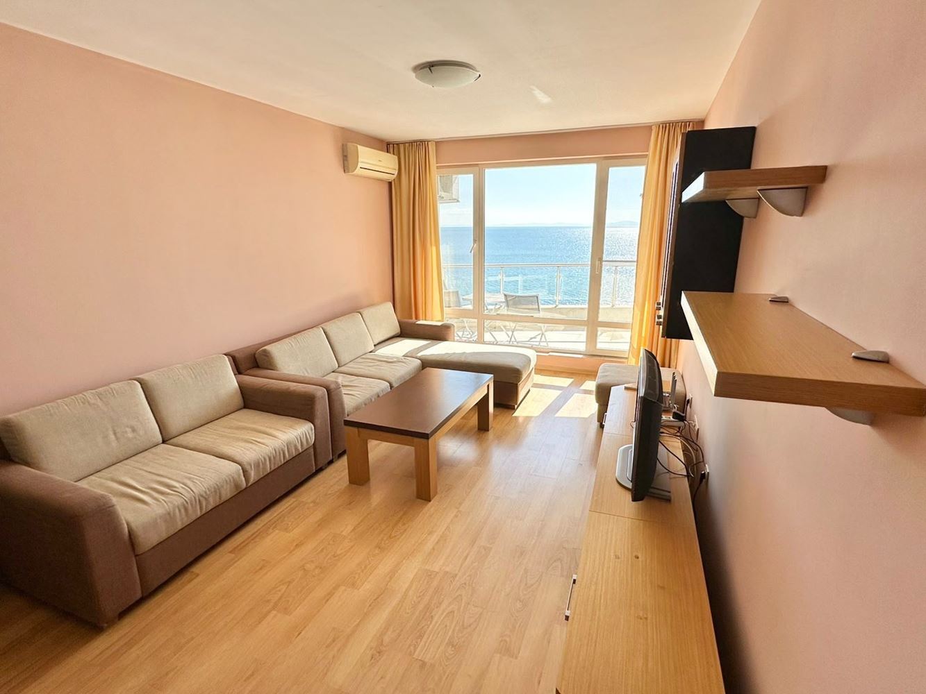 First-Line Sea Property in Sveti Vlas – Impressive Three-Bedroom Maisonette with Panoramic View and Huge Terrace