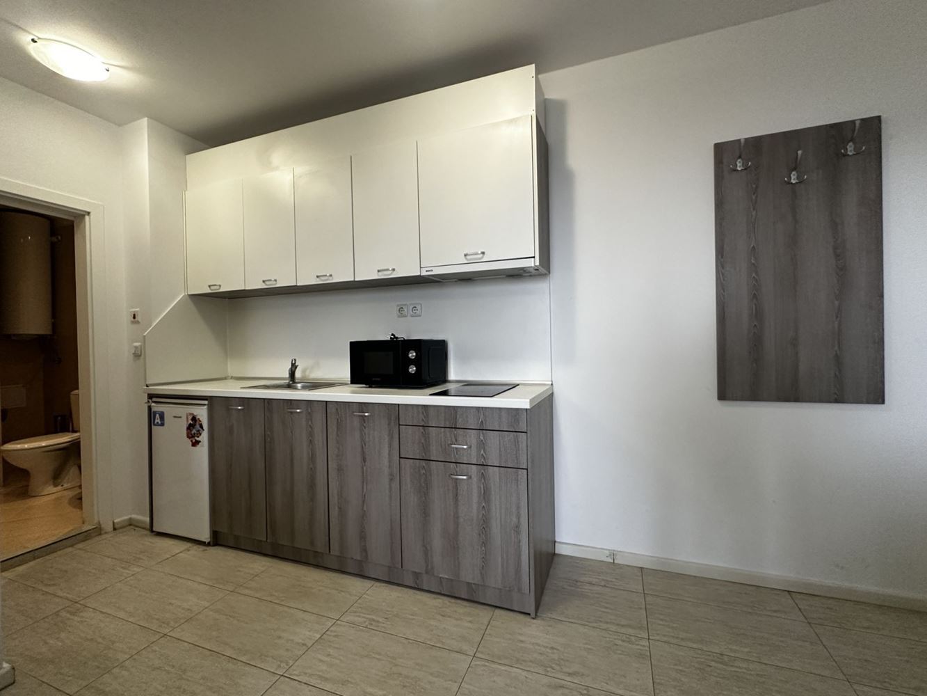 Sea views and coastal charm – furnished one-bedroom apartment on the first line in Sozopol