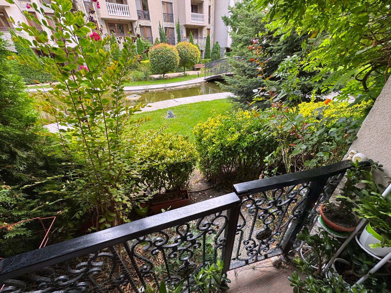 Luxury One-Bedroom Apartment with Park View in a Prestigious Complex in Sunny Beach