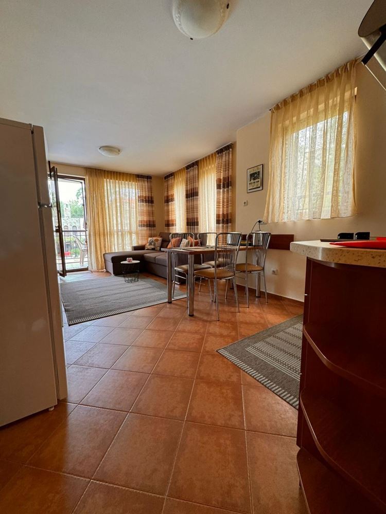 Spacious One-Bedroom Apartment in a Year-Round Complex – Excellent Choice for Living and Investment