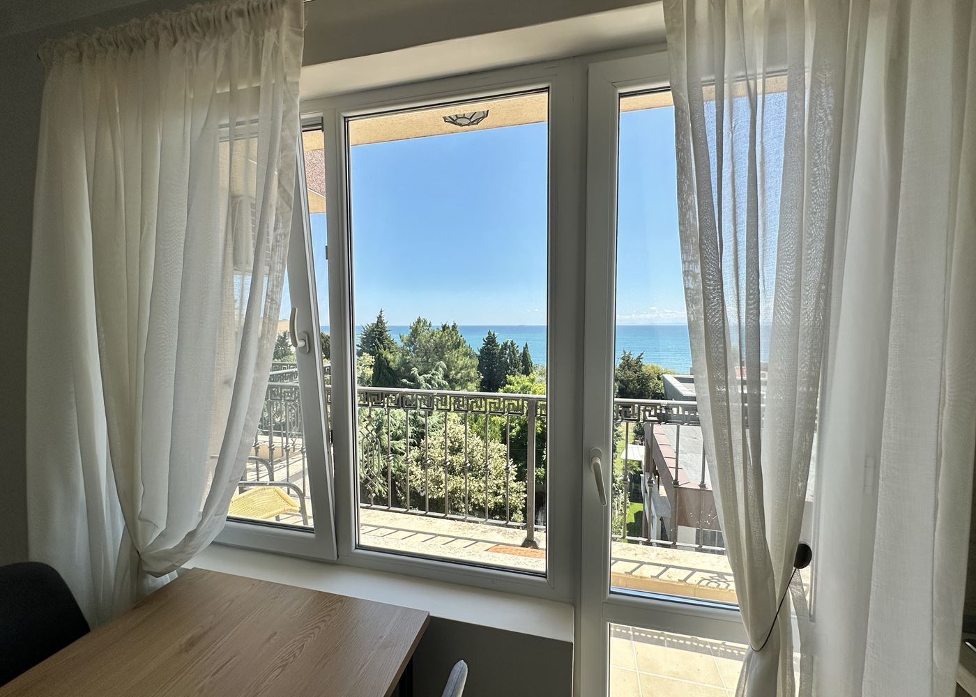 One-bedroom apartment on the first line with panoramic sea view in Nessebar