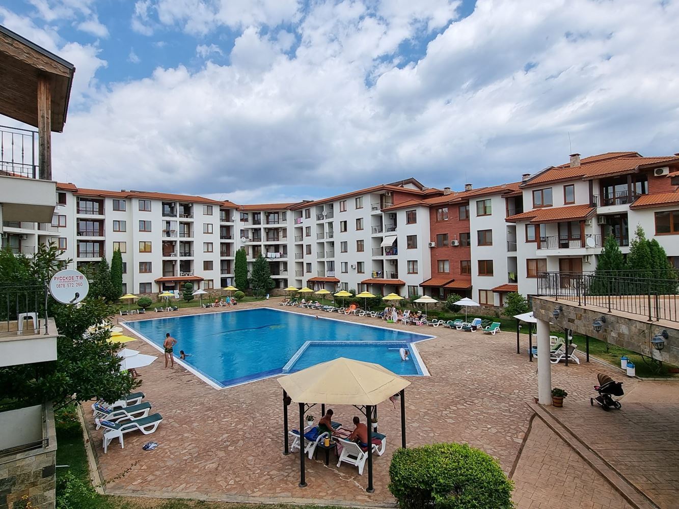 Apartment with two bedrooms and pool view in Nessebar – space, comfort and excellent location just 300 meters from the sea