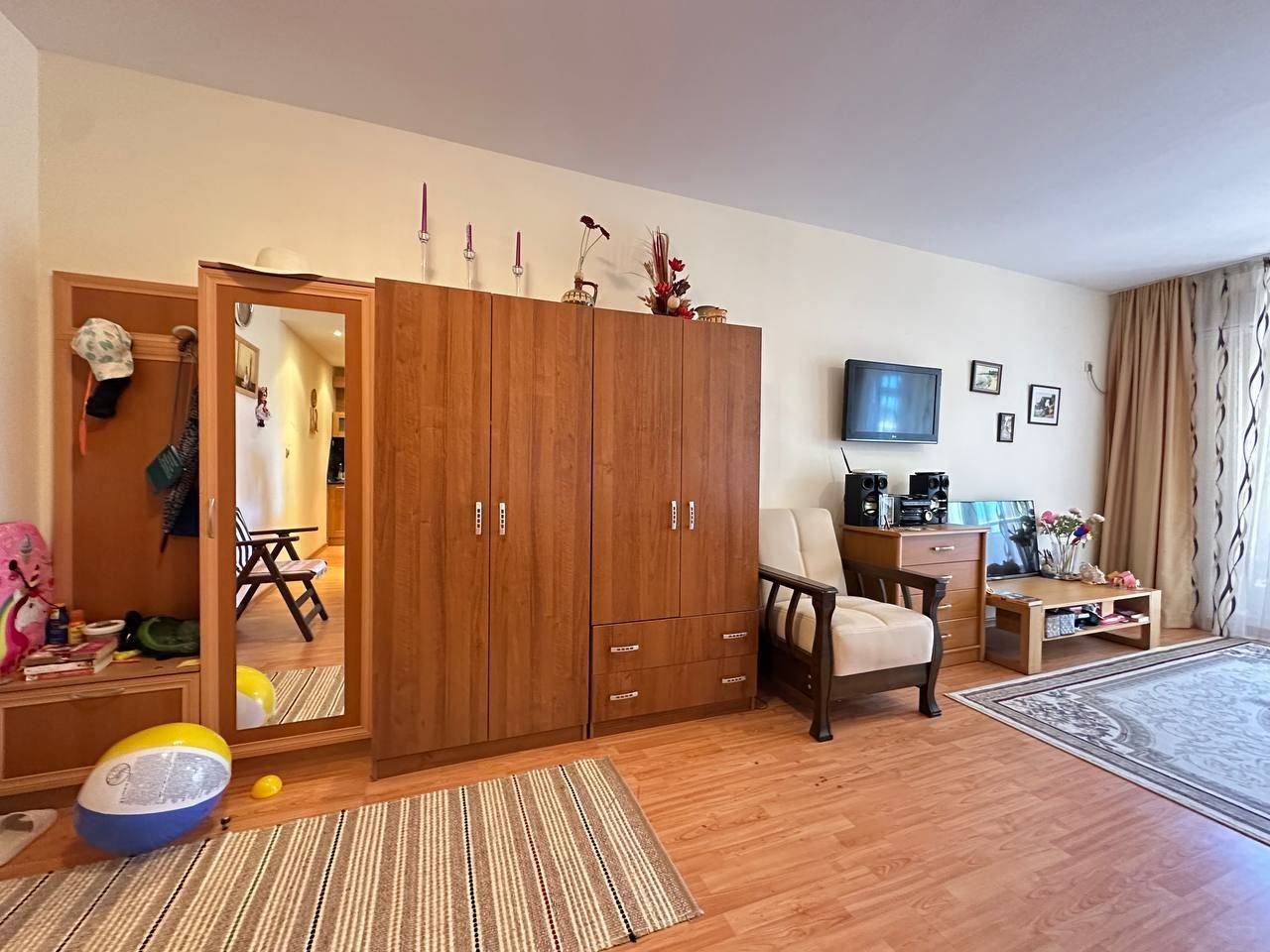 Sveti Vlas – Fully Furnished Apartment on the First Line with Private Beach and Sea Atmosphere