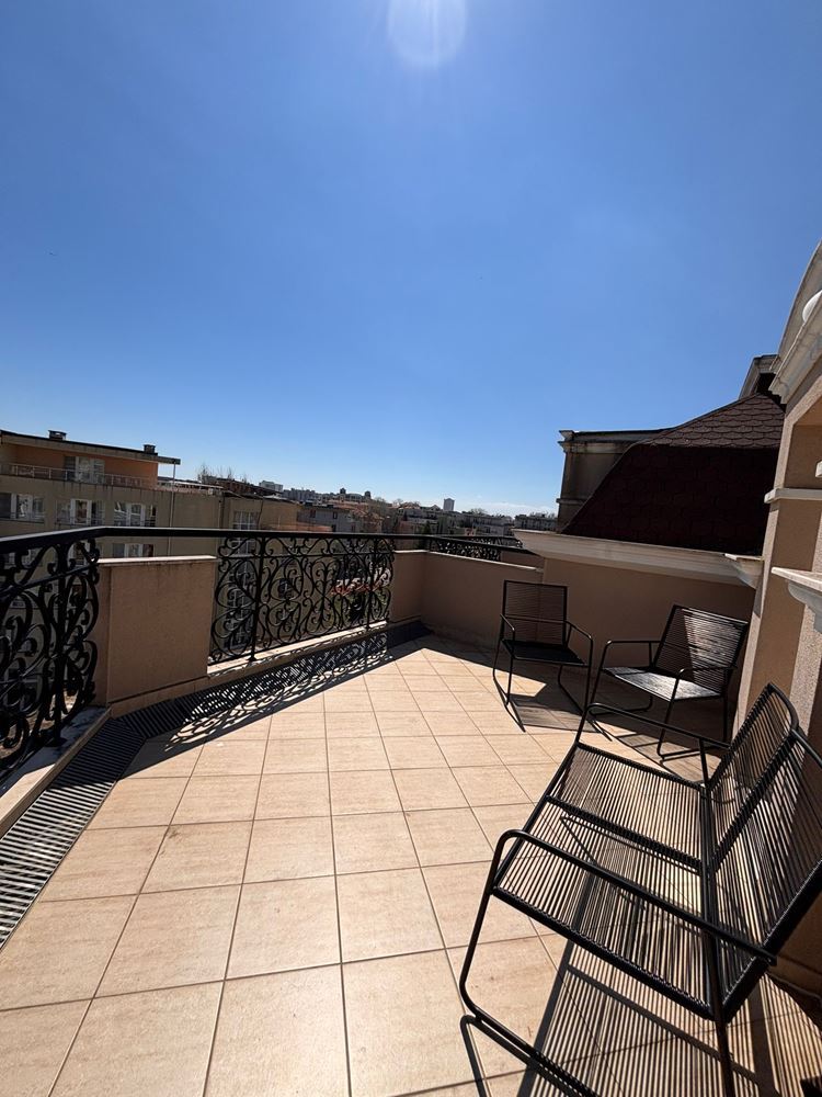 Elegant studio with a panoramic terrace in a luxury complex in Sunny Beach