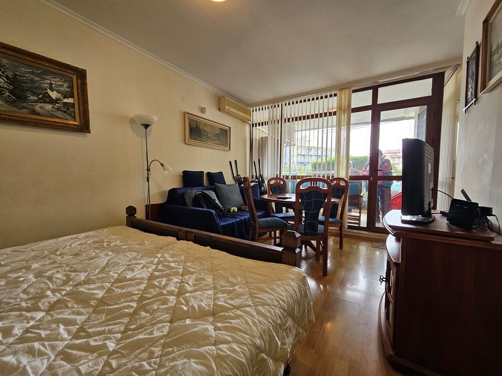 Spacious studio with pool view in Sunny Beach – comfort and excellent location near Cacao Beach