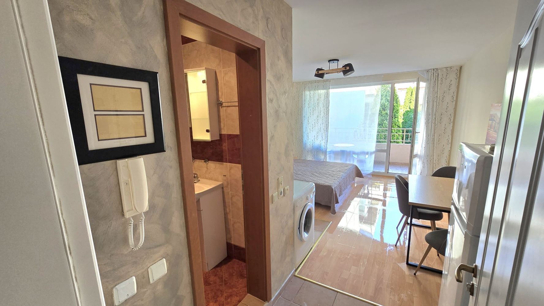 Bright Studio with Pool View in a Modern Complex in Sunny Beach