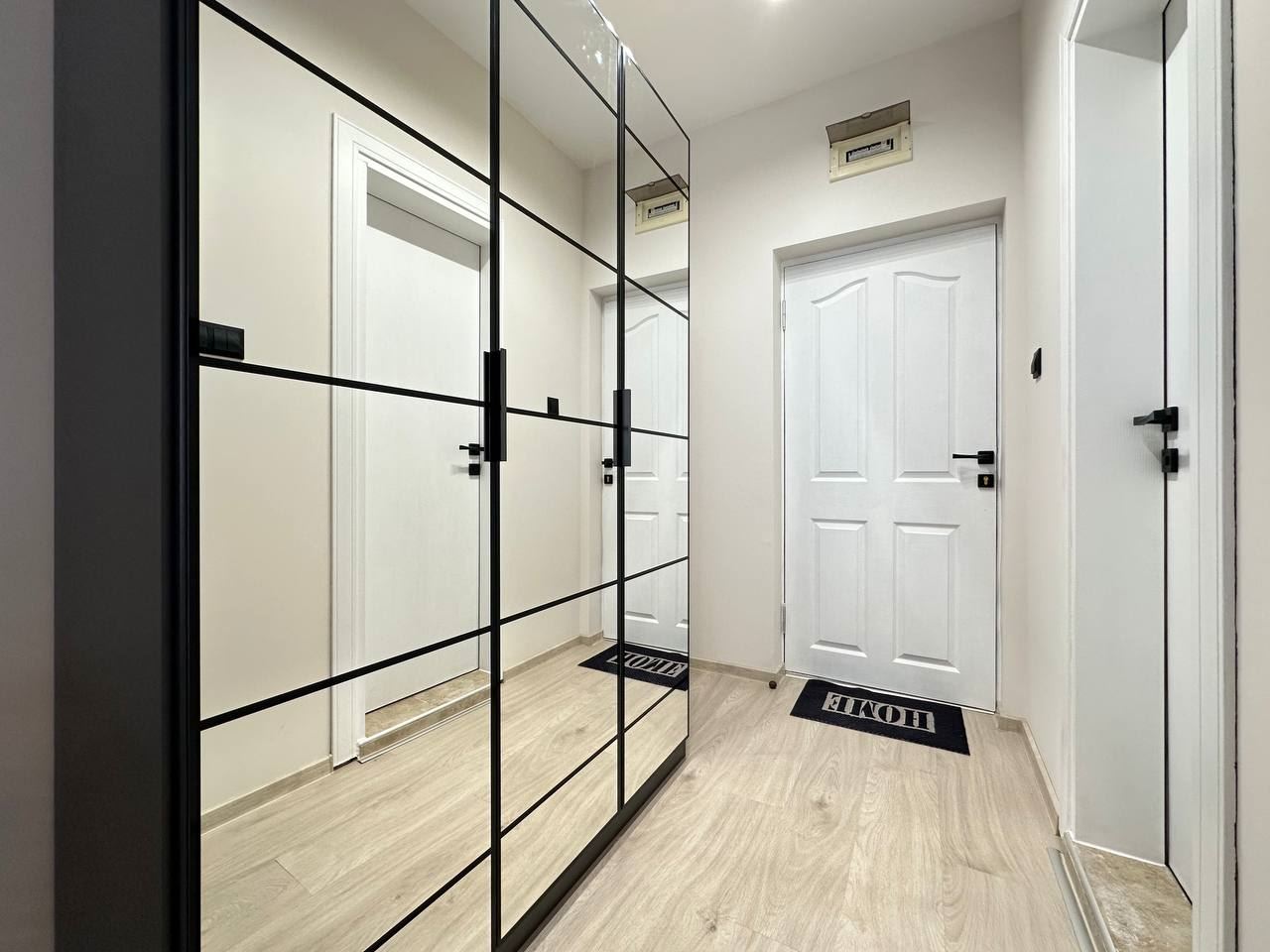 Stylish and cozy apartment with direct access to the pool – modern studio in a gated complex, 300 m from the sea