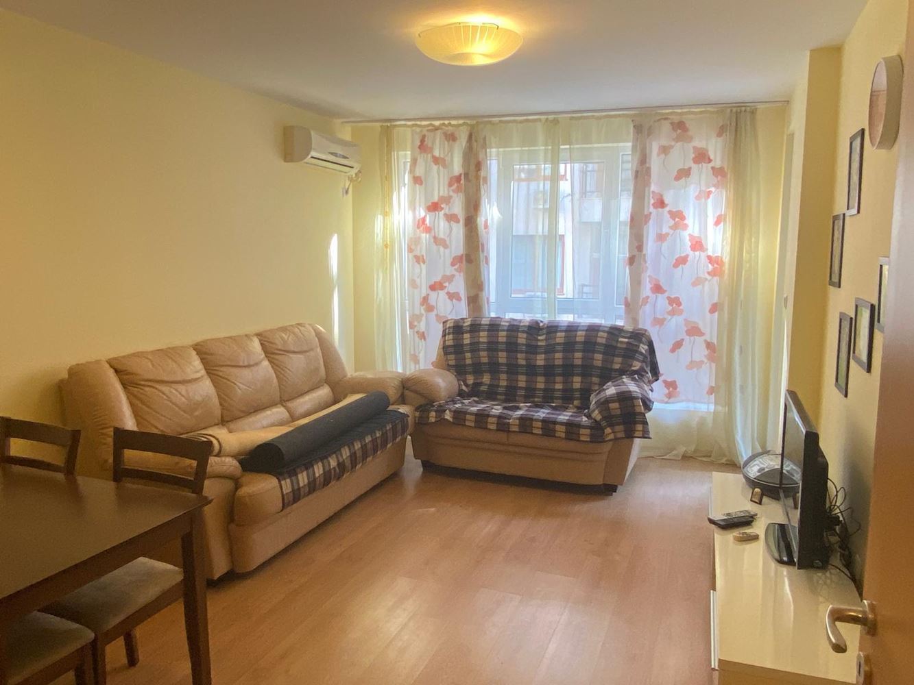 Furnished One-Bedroom Apartment 50 m from the Sea in Pomorie