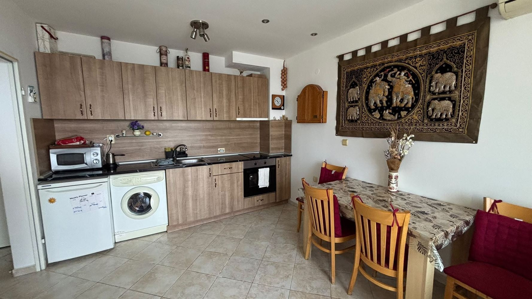 One-bedroom apartment with sea view in Sveti Vlas – no maintenance fee, with parking, ready to move in