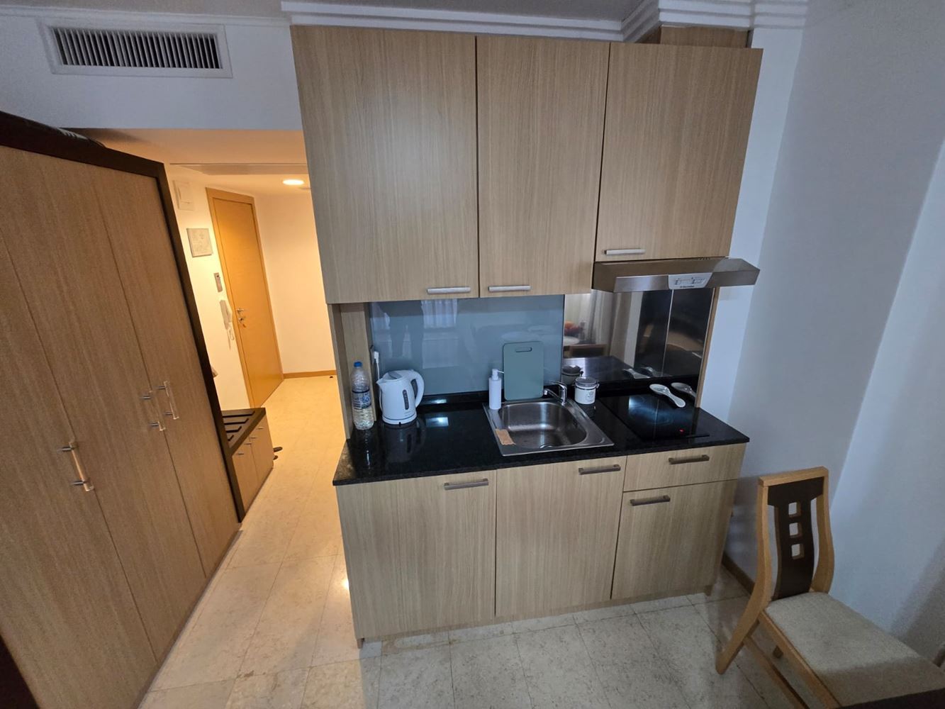 Luxury Studio on the Ravda First Line – Style, Comfort, and Direct Beach Access