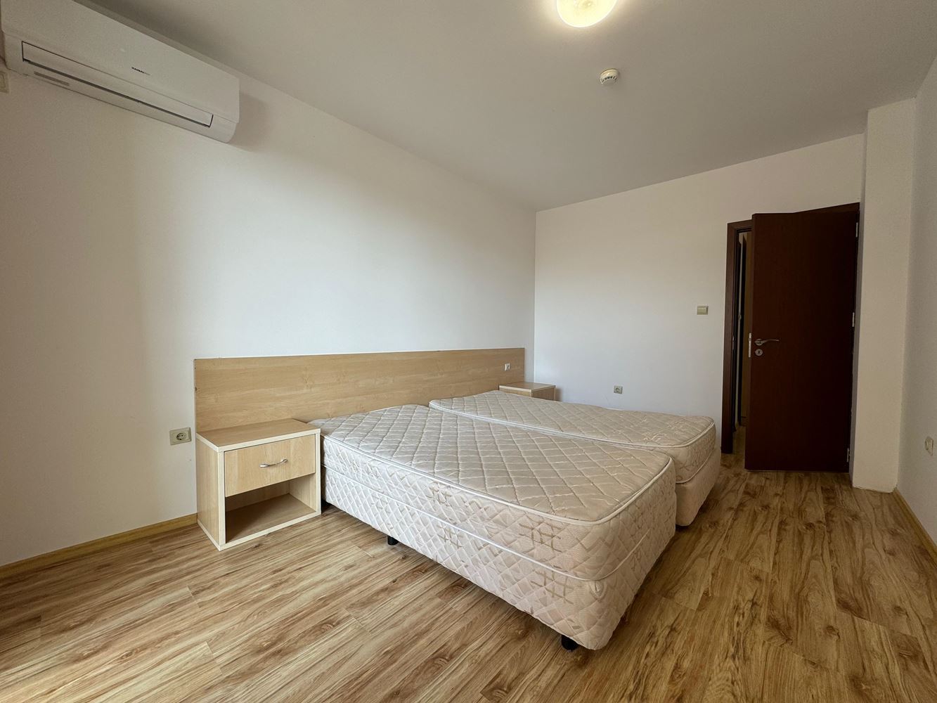 One-bedroom apartment with pool view on the outskirts of Sunny Beach – peace, nature, and year-round comfort