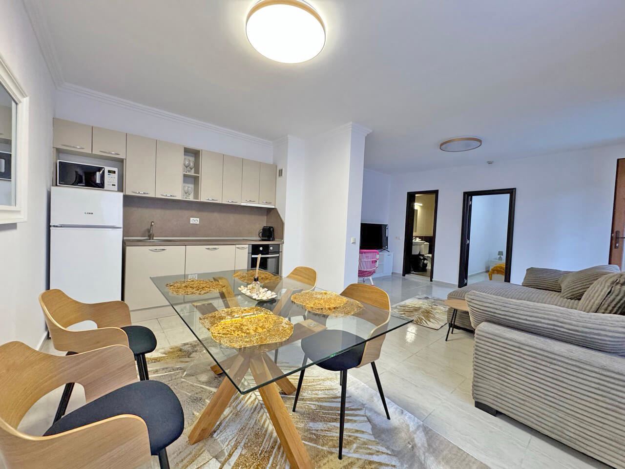 Spacious one-bedroom apartment in a prestigious complex in Saint Vlas – 200 meters from the sea