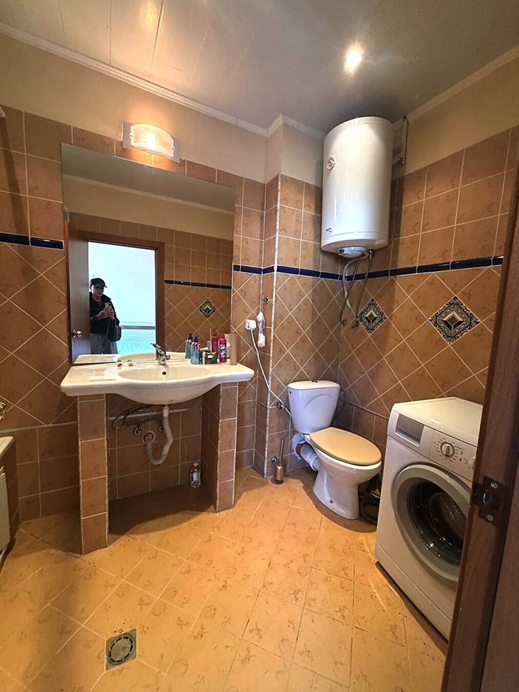 Bright One-Bedroom Apartment with a Large Terrace and Greenery Views in Elenite