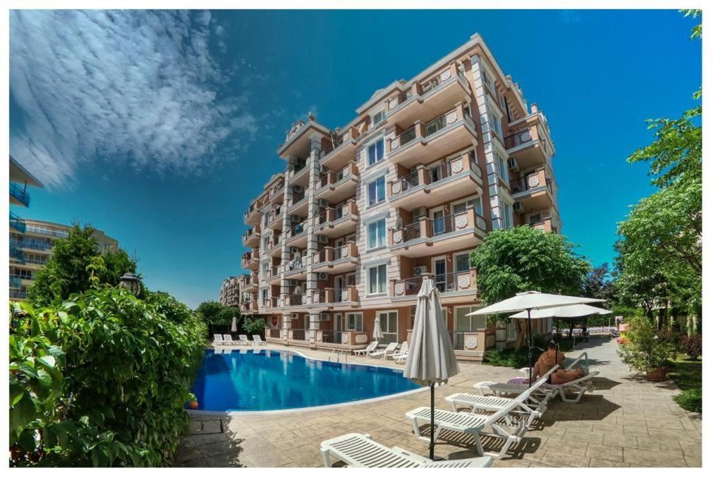 Studio with Excellent Location and High Investment Potential in an Iconic Complex in Sunny Beach