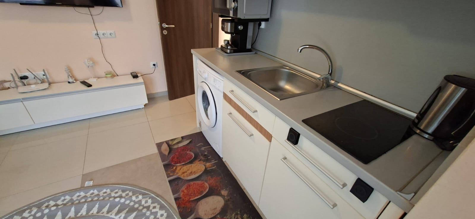 Comfort and practicality by the sea – fully furnished one-bedroom apartment in Sveti Vlas