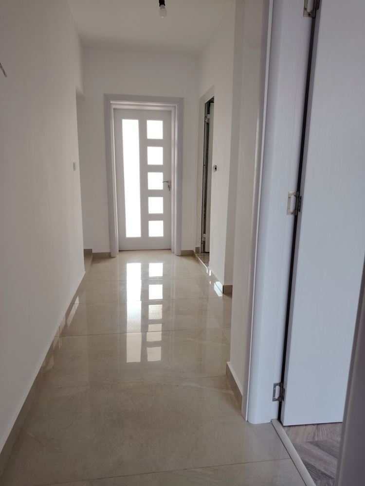 New two-bedroom apartment with no maintenance fee – after renovation, in “Black Sea 1”, Nesebar