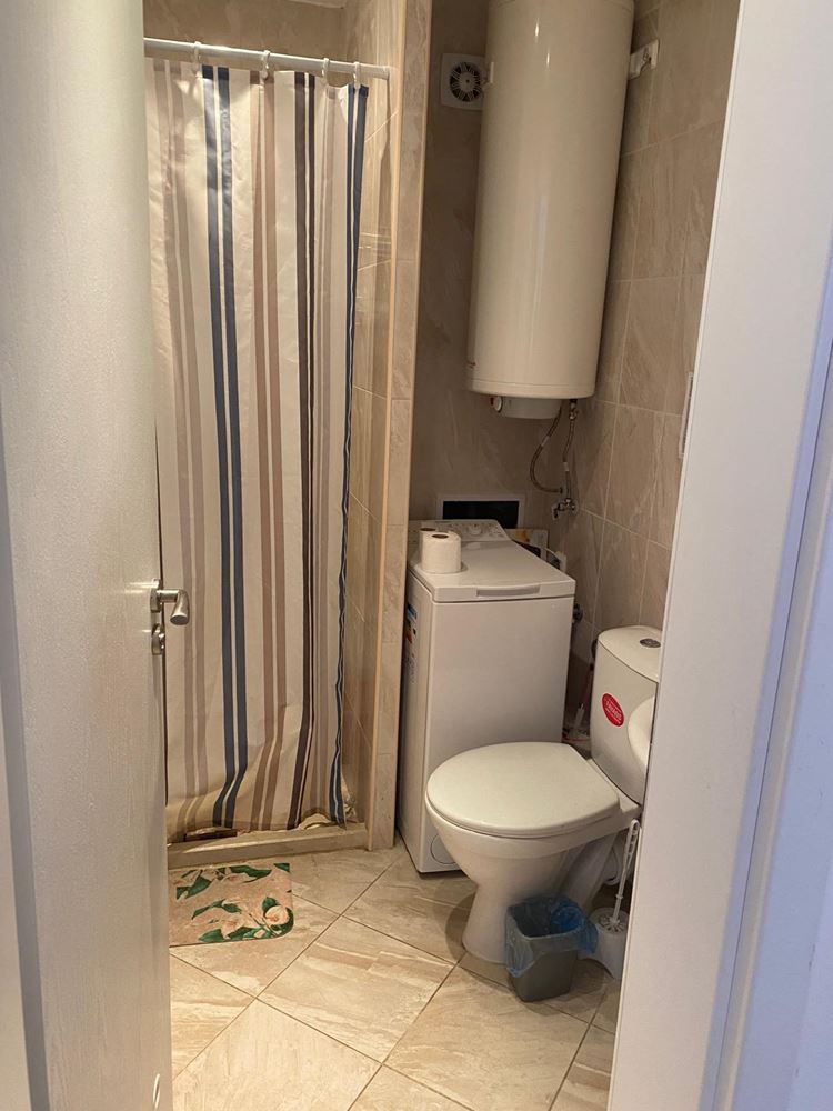 One-Bedroom Apartment in Pomorie – Furnished, with Garden and Excellent Location