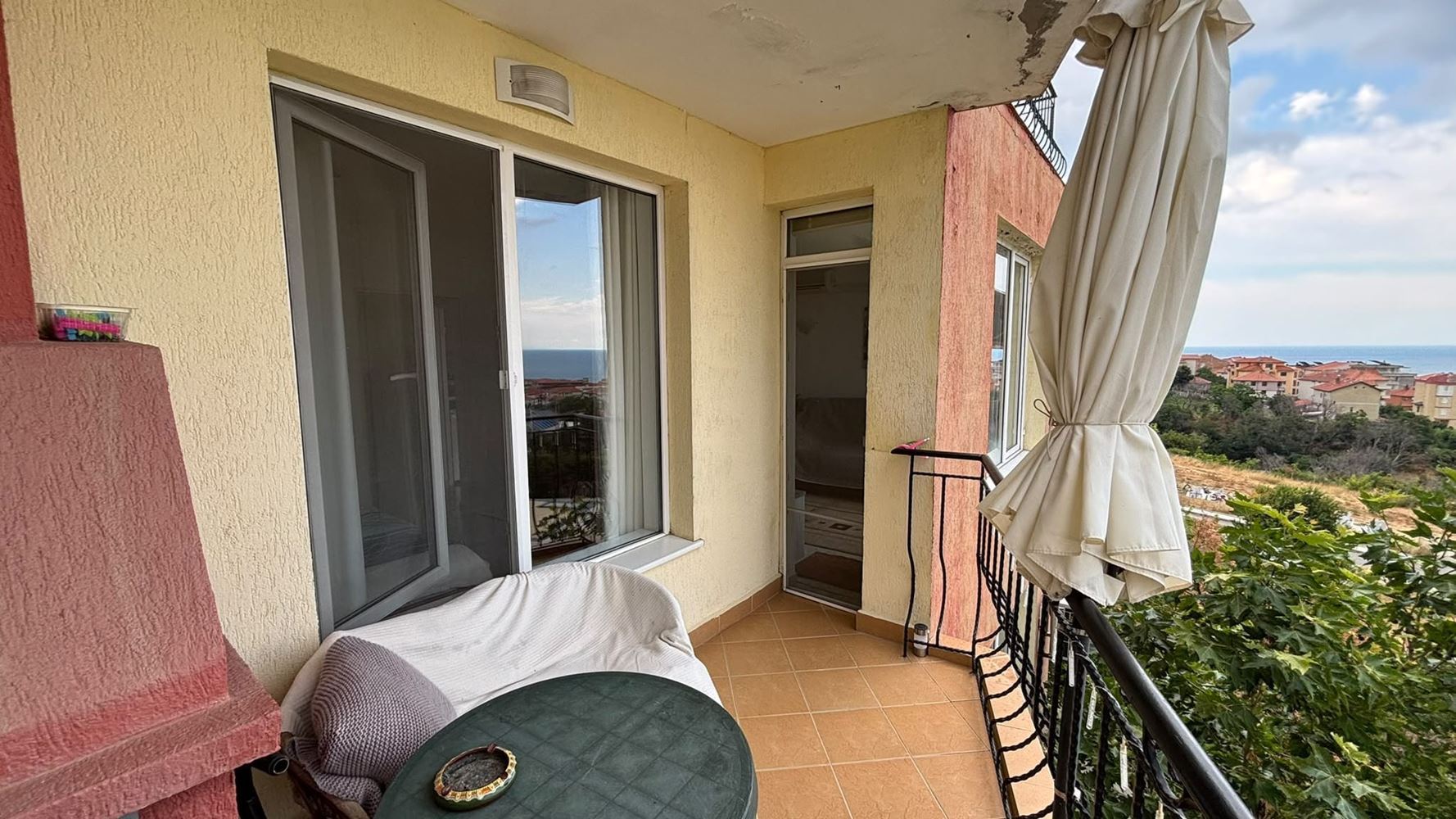 One-bedroom apartment with sea view in Sveti Vlas – no maintenance fee, with parking, ready to move in