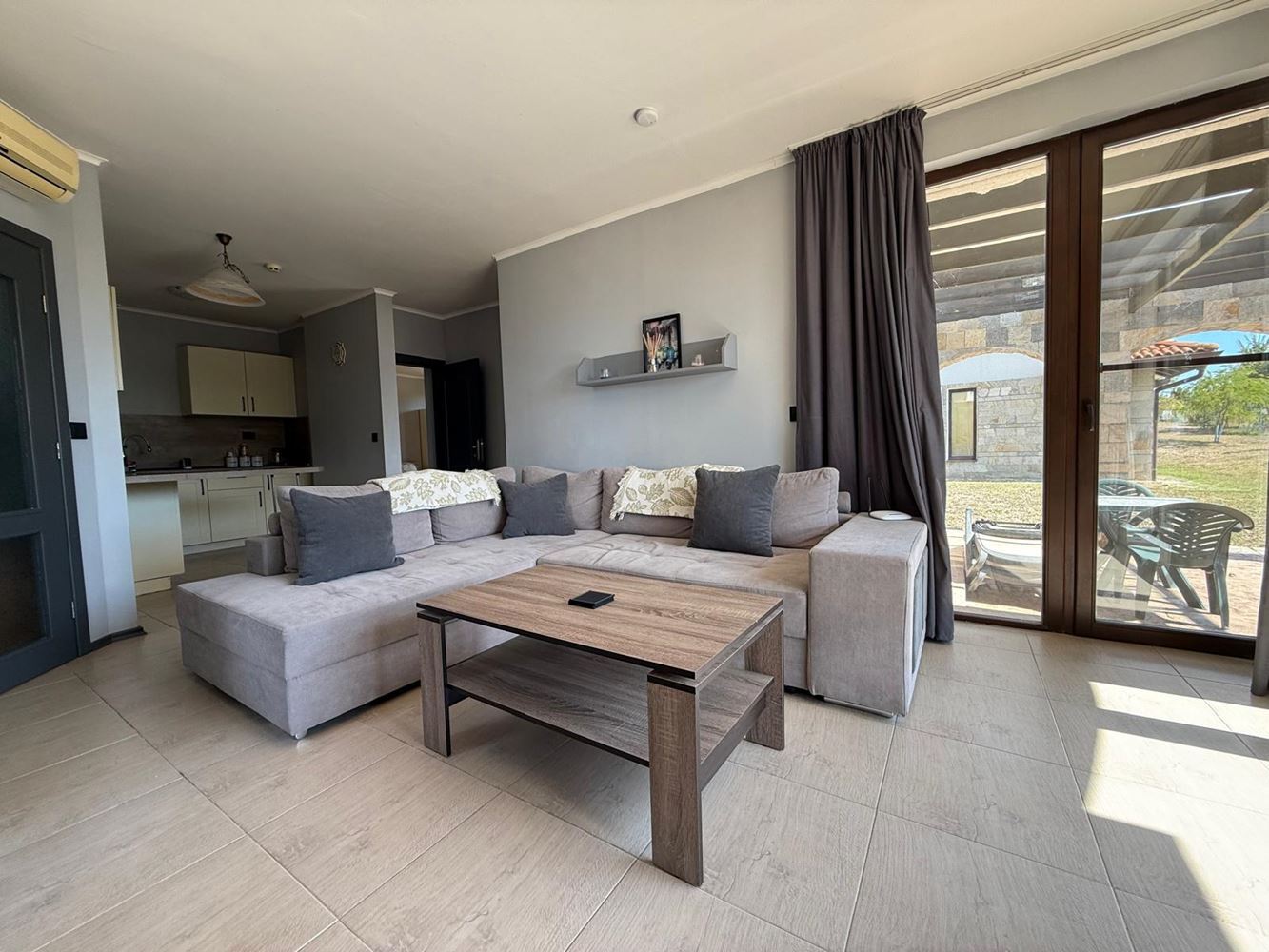 Spacious Apartment with Two Bedrooms and a Beautiful View in a Peaceful Complex near Sunny Beach