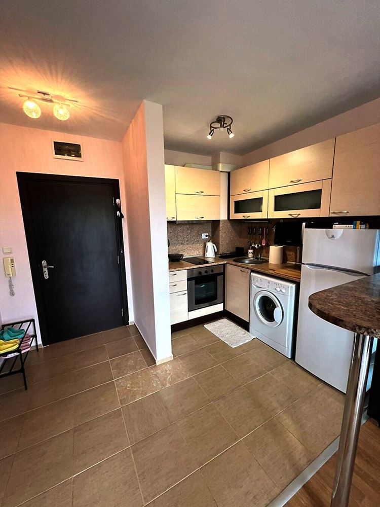 Spacious Studio with Pool View in Sunny Beach – Fully Furnished