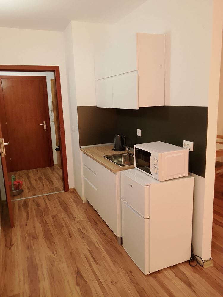 Spacious Studio with Pool View in Aheloy – Comfort and Amenities in a Gated Complex