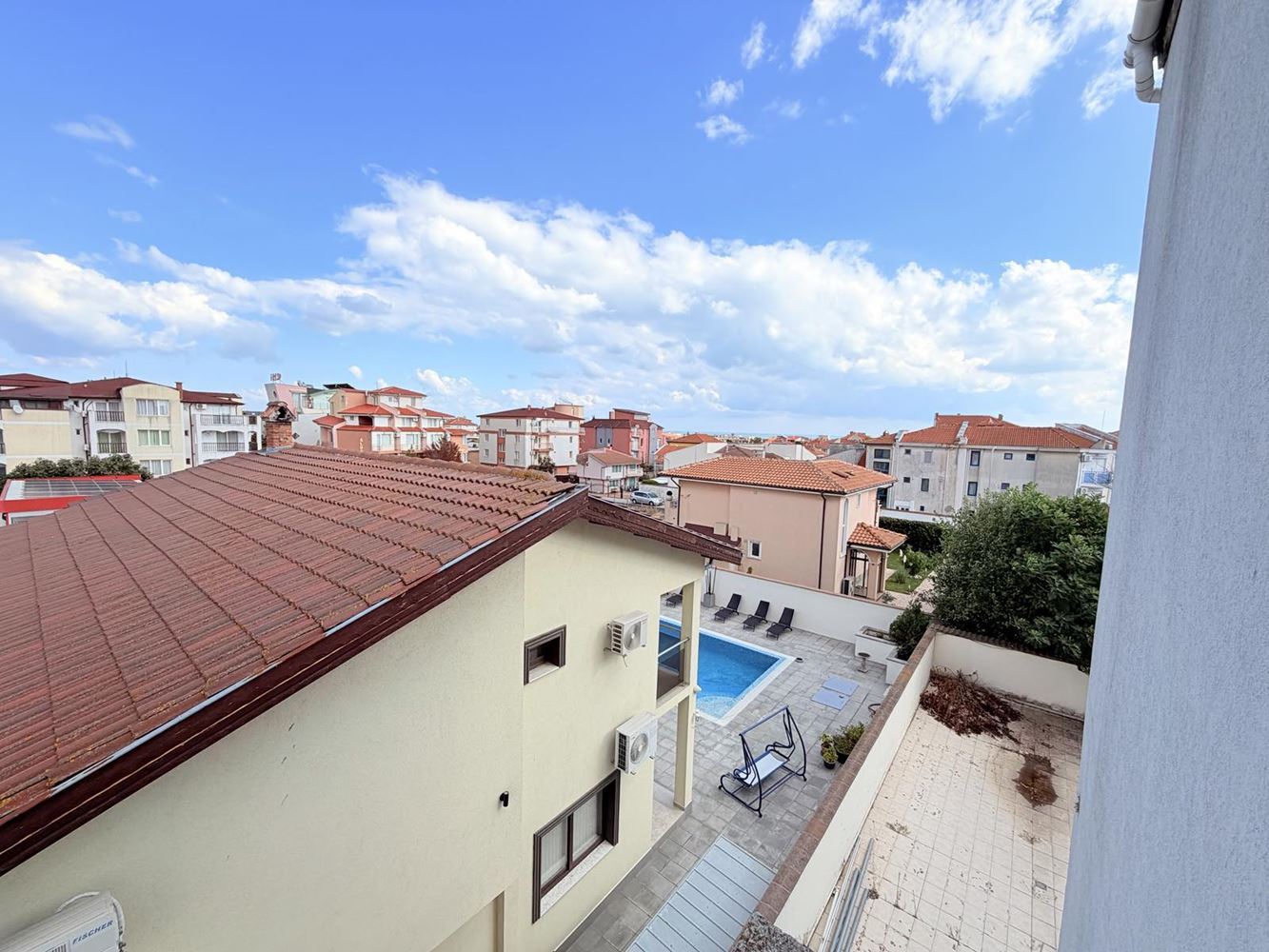 Three-room apartment in Ravda with sea view and no maintenance fee! 