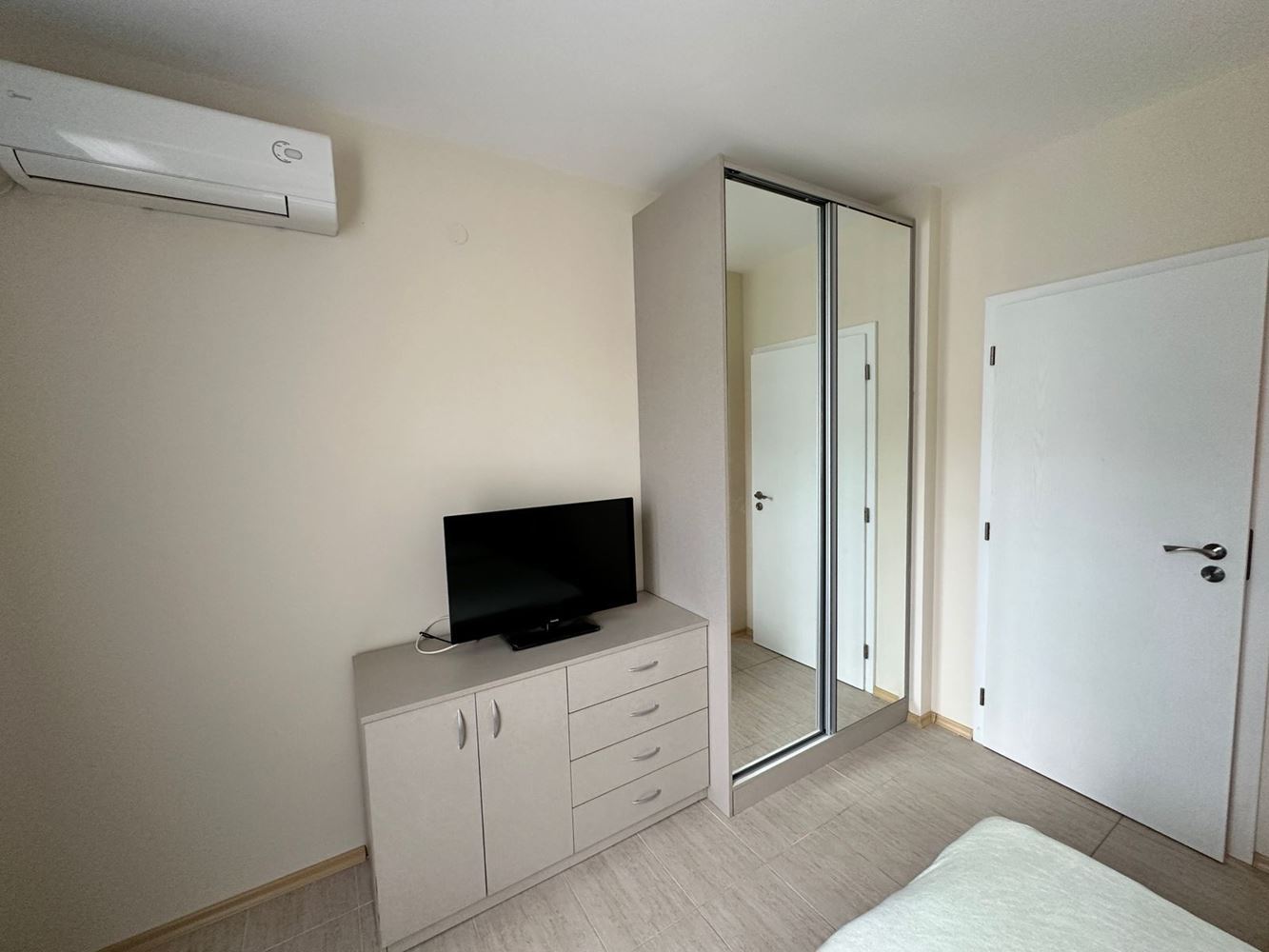 Cozy One-Bedroom Apartment Just Steps from Kavatsi Beach – Comfort, Tranquility and Mediterranean Atmosphere by the Sea
